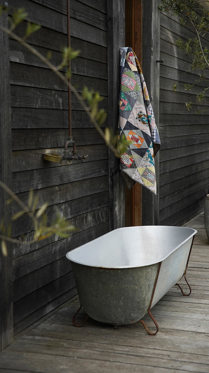 Feral Notions - Regla para acolchar de 2.5" x 10"